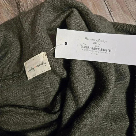 Lovely Melody Cowl Neck Stlye Olvie Long Sleeve - Picture 4 of 4